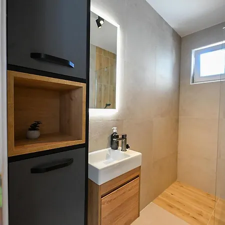 Tatil Evi Marija With Pool