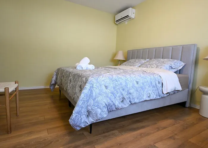 Marija With Pool Nyaraló Buković