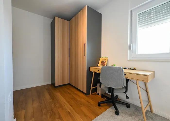 Marija With Pool Bukovic