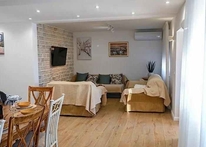 Marija With Pool Vikendica *