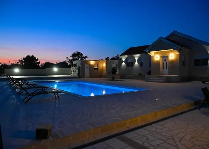 Marija With Pool Vikendica *