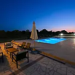 Ferienhaus Marija With Pool